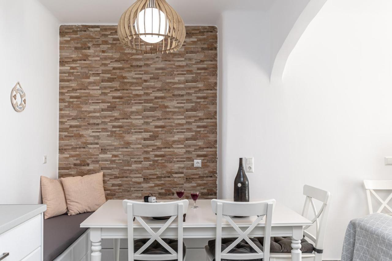 Dionysus House And Ariadne Apartment Stelida  Exterior foto