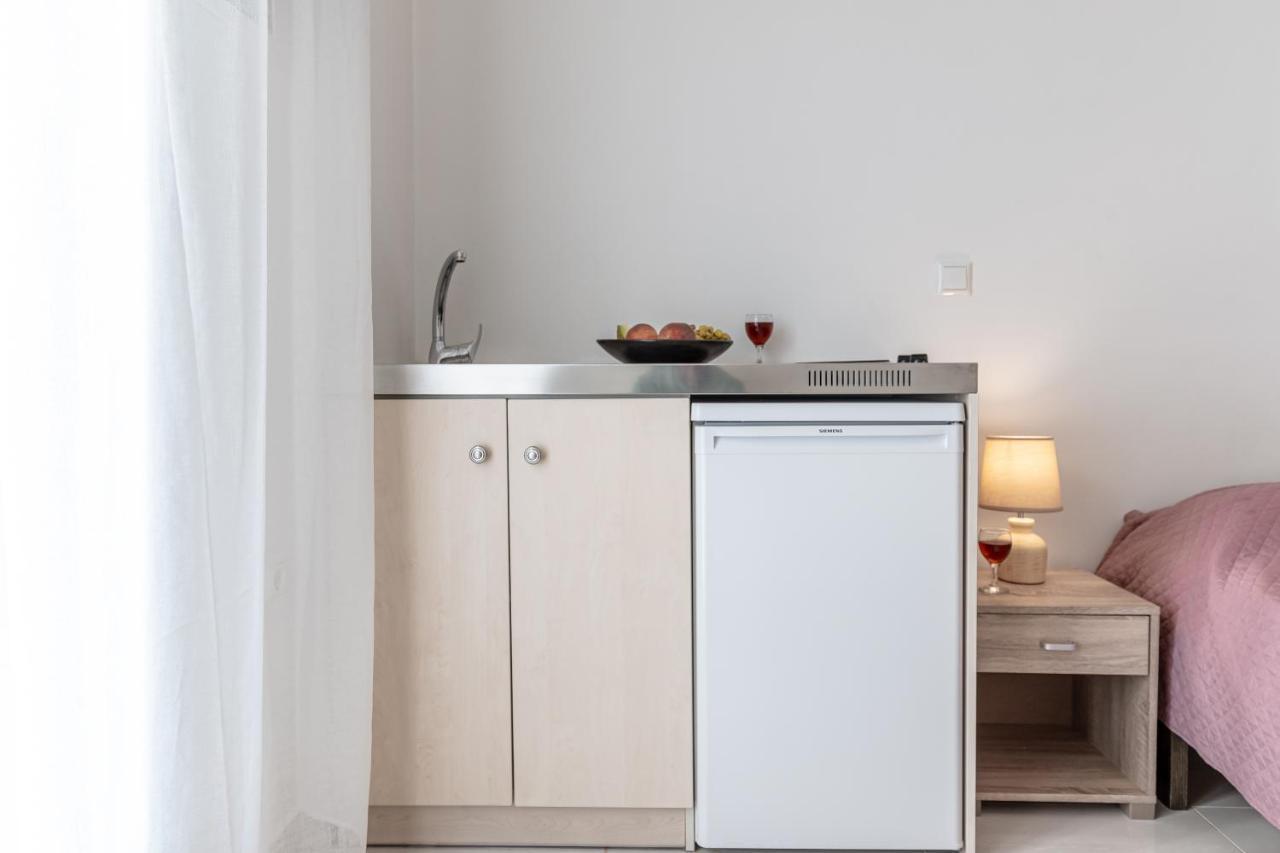 Dionysus House And Ariadne Apartment Stelida  Exterior foto